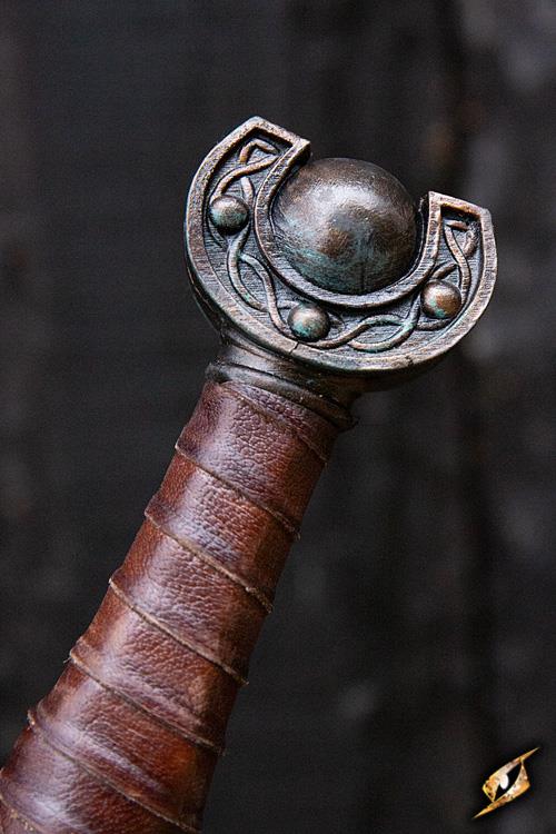 Battleworn Celtic Leaf LARP Short Sword - 24in Epic Armoury